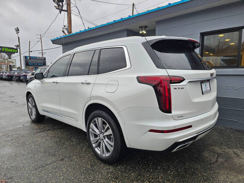 2023 Cadillac XT6 Premium Luxury