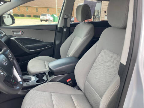 2016 Hyundai Santa Fe SE