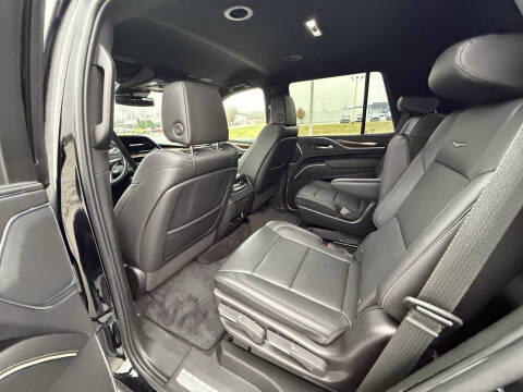 2022 Cadillac Escalade Luxury