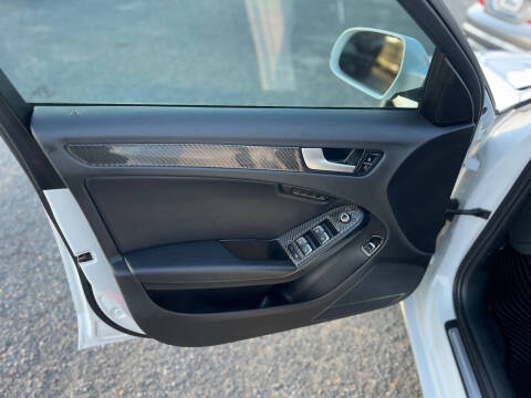 2013 Audi A4 2.0T quattro Premium Plus