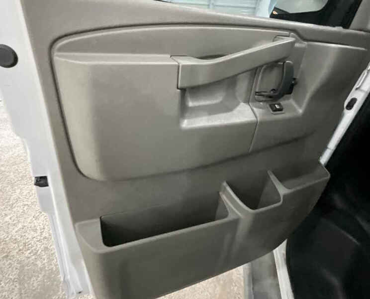 2016 GMC Savana 2500