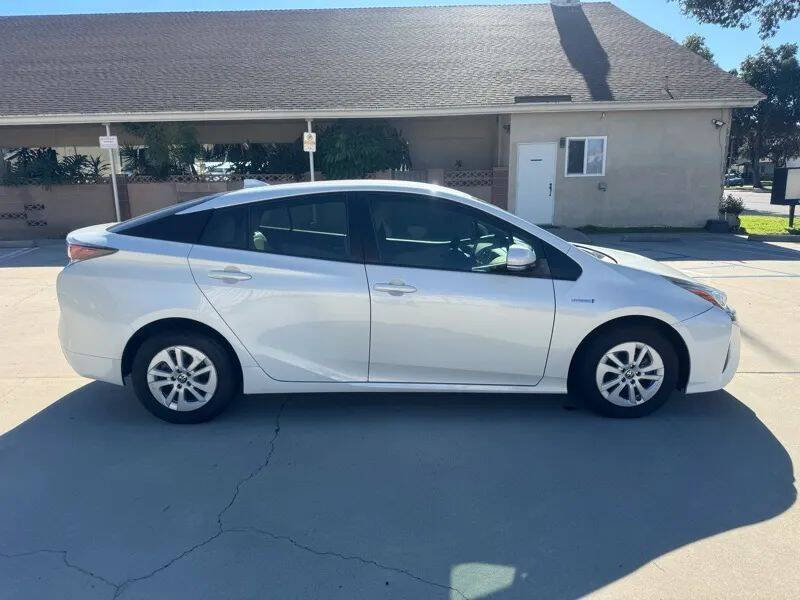 2016 Toyota Prius Two