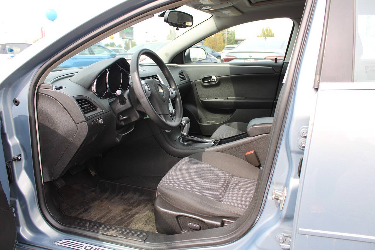 2009 Chevrolet Malibu for sale at Jennifer's Auto Sales & Service in Spokane Valley, WA