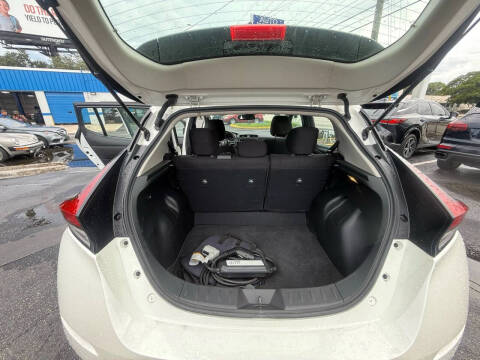 2022 Nissan LEAF SV PLUS