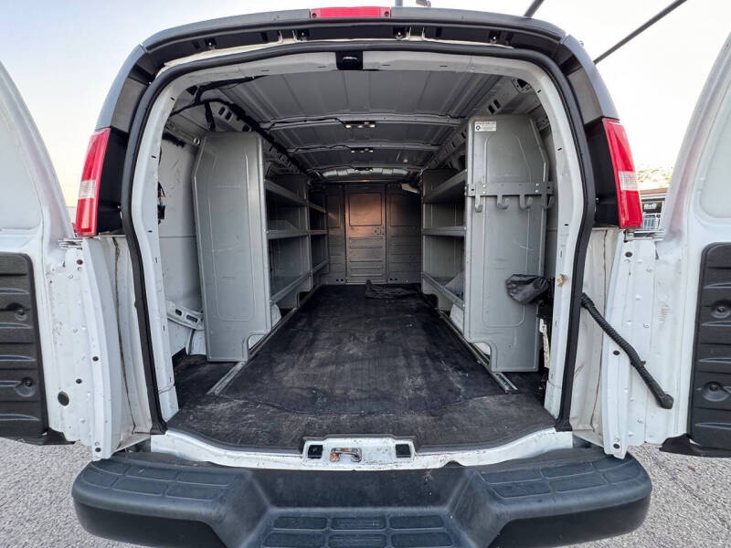 2020 Chevrolet Express 2500