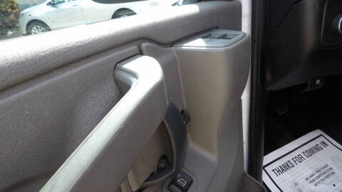 2017 Chevrolet Express 2500