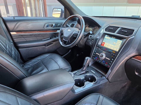 2018 Ford Explorer Platinum