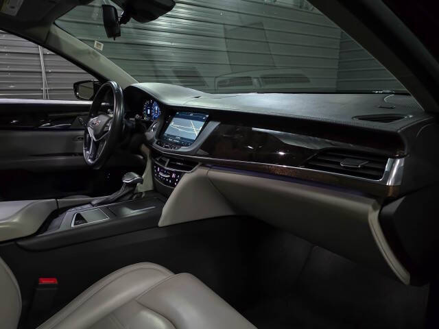 2018 Cadillac CT6 Plug-In Hybrid 2.0T