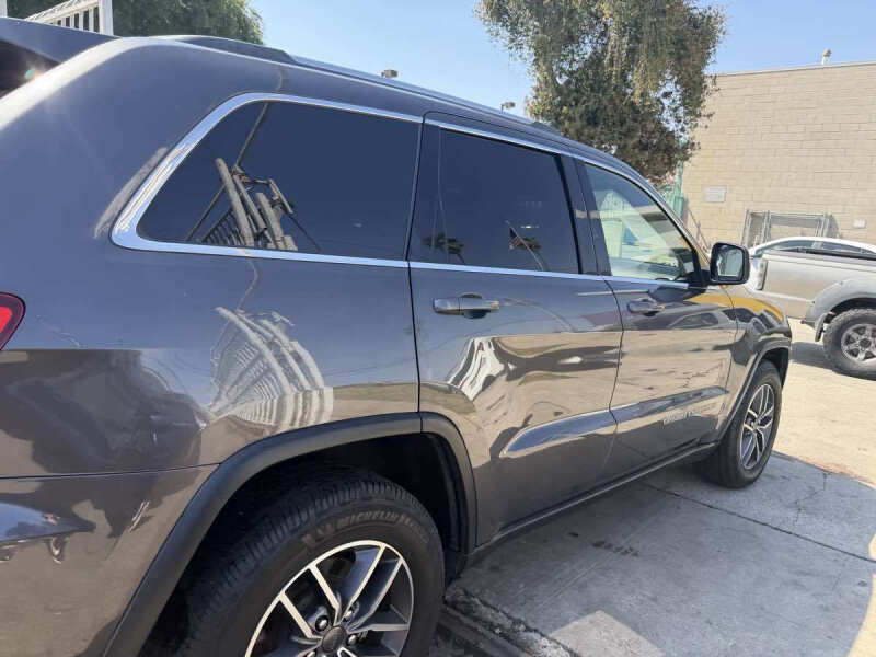 2020 Jeep Grand Cherokee Laredo E