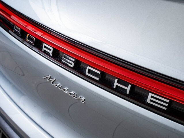 2025 Porsche Macan