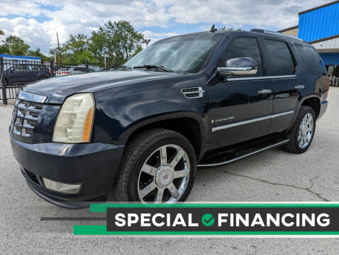 2007 Cadillac Escalade for sale at AutoMax Used Cars of Toledo in Oregon OH