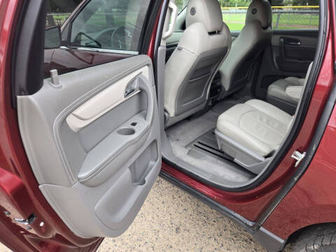 2017 Chevrolet Traverse LT