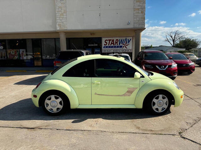 2001 Volkswagen New Beetle for sale at Starway Motors in Houston, TX