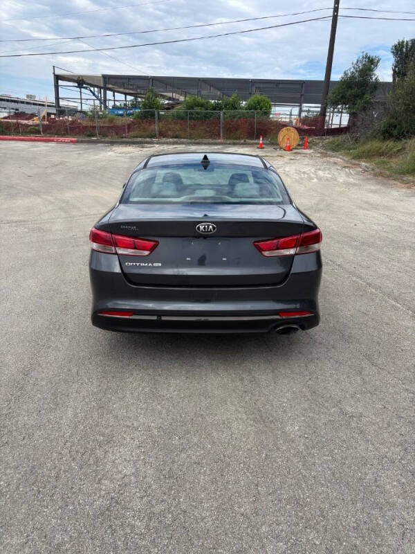 2017 Kia Optima LX