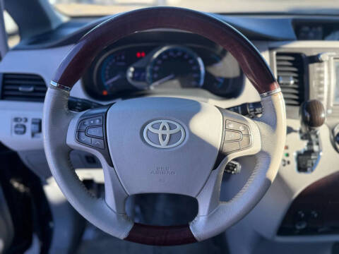 2013 Toyota Sienna
