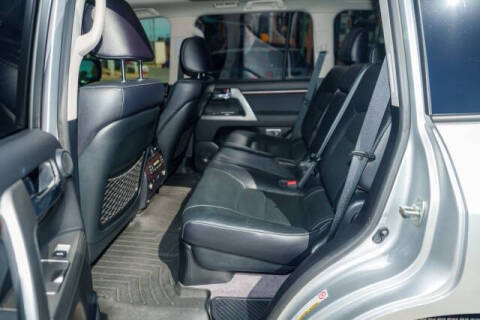 2013 Toyota Land Cruiser