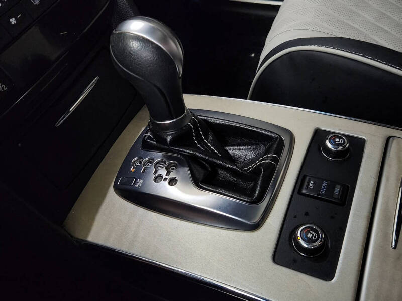 2017 Infiniti QX70