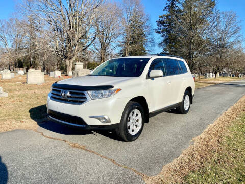 2012 Toyota Highlander for sale at The Car Lot Inc in Cranston RI