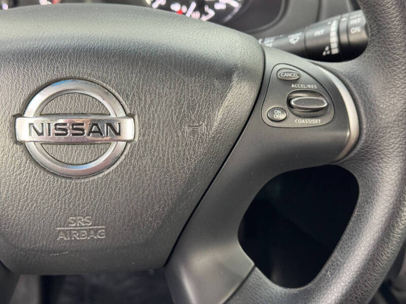 2018 Nissan Pathfinder S