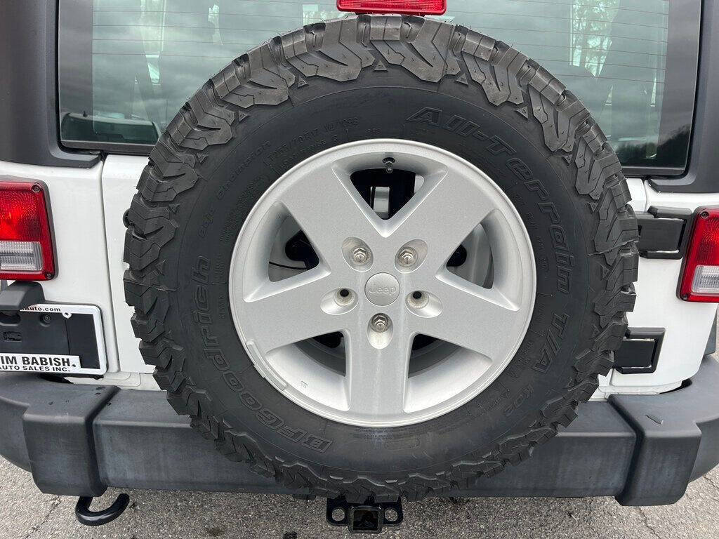 2017 Jeep Wrangler 13