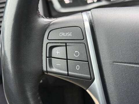 2017 Volvo XC60 T6 Dynamic