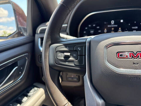 2023 GMC Yukon SLT