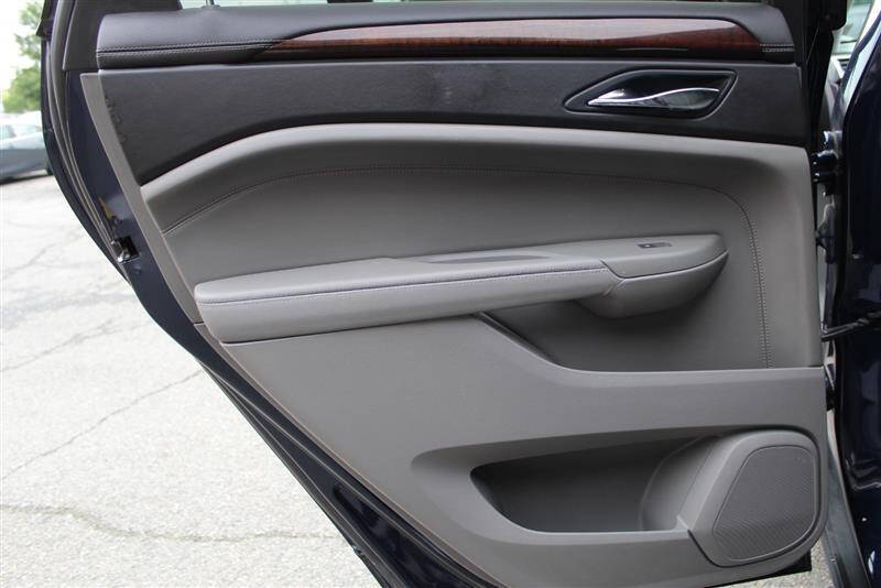 2010 Cadillac SRX Luxury Collection