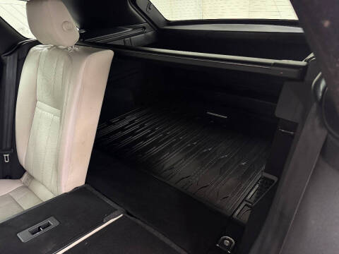 2019 Land Rover Range Rover Velar P250 R-Dynamic SE