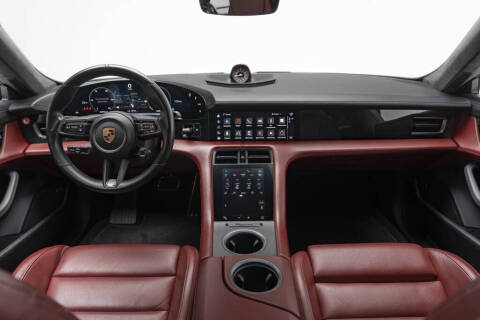 2020 Porsche Taycan Turbo