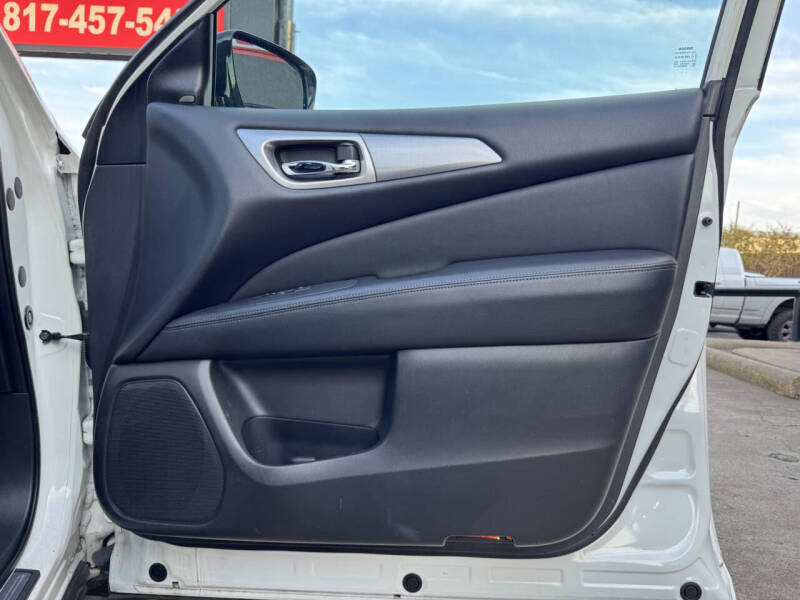 2017 Nissan Pathfinder