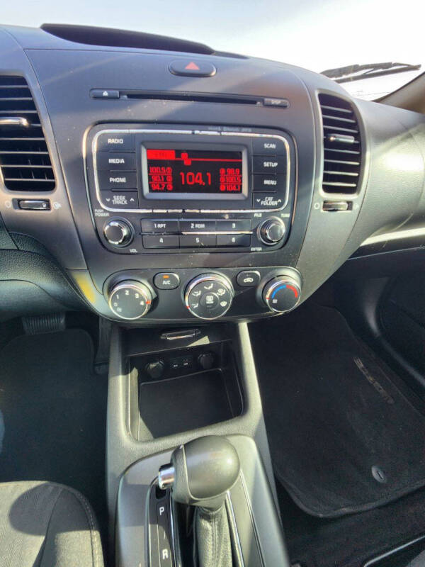 2016 Kia Forte LX