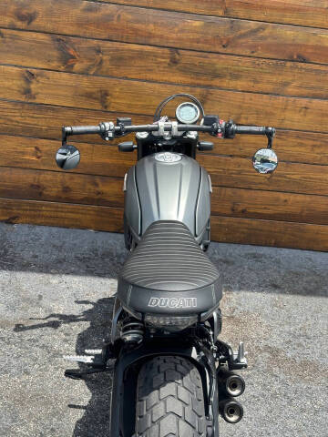 2022 Ducati Scrambler Nightshift