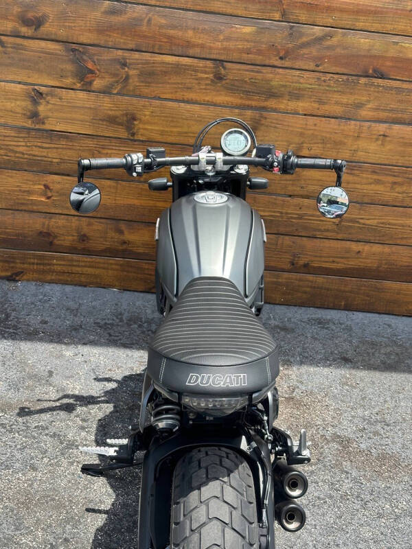 2022 Ducati Scrambler Nightshift
