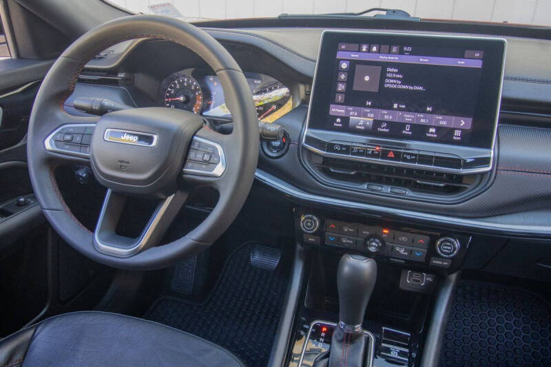 2023 Jeep Compass Trailhawk