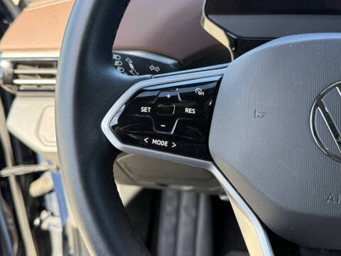 2023 Volkswagen ID.4 Pro