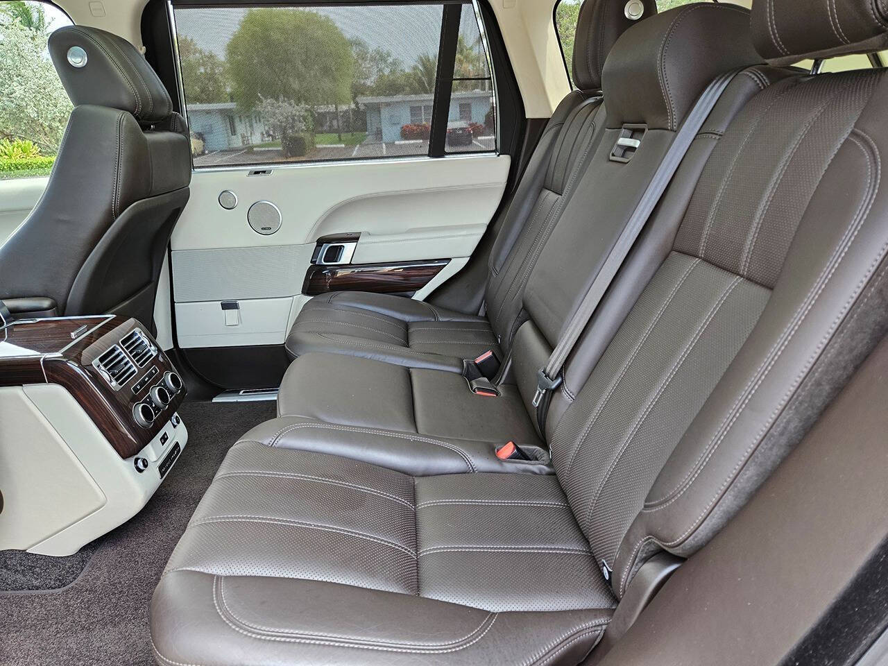 2014 Land Rover Range Rover 41