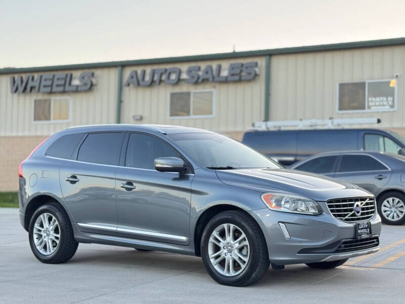 2016 Volvo XC60 T5 Drive-E Premier