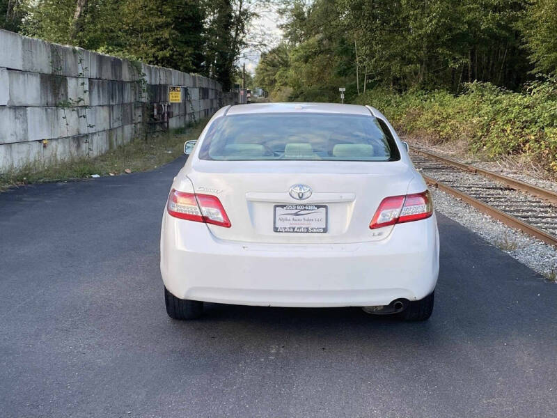 2011 Toyota Camry LE