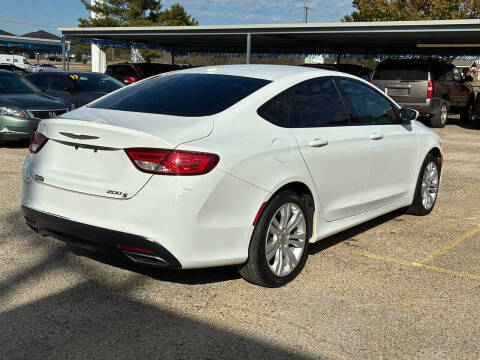 2016 Chrysler 200 S