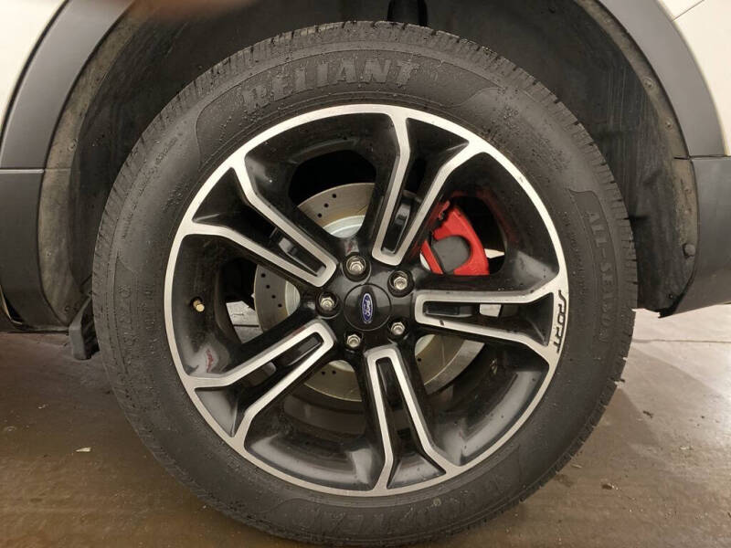 2013 Ford Explorer Sport