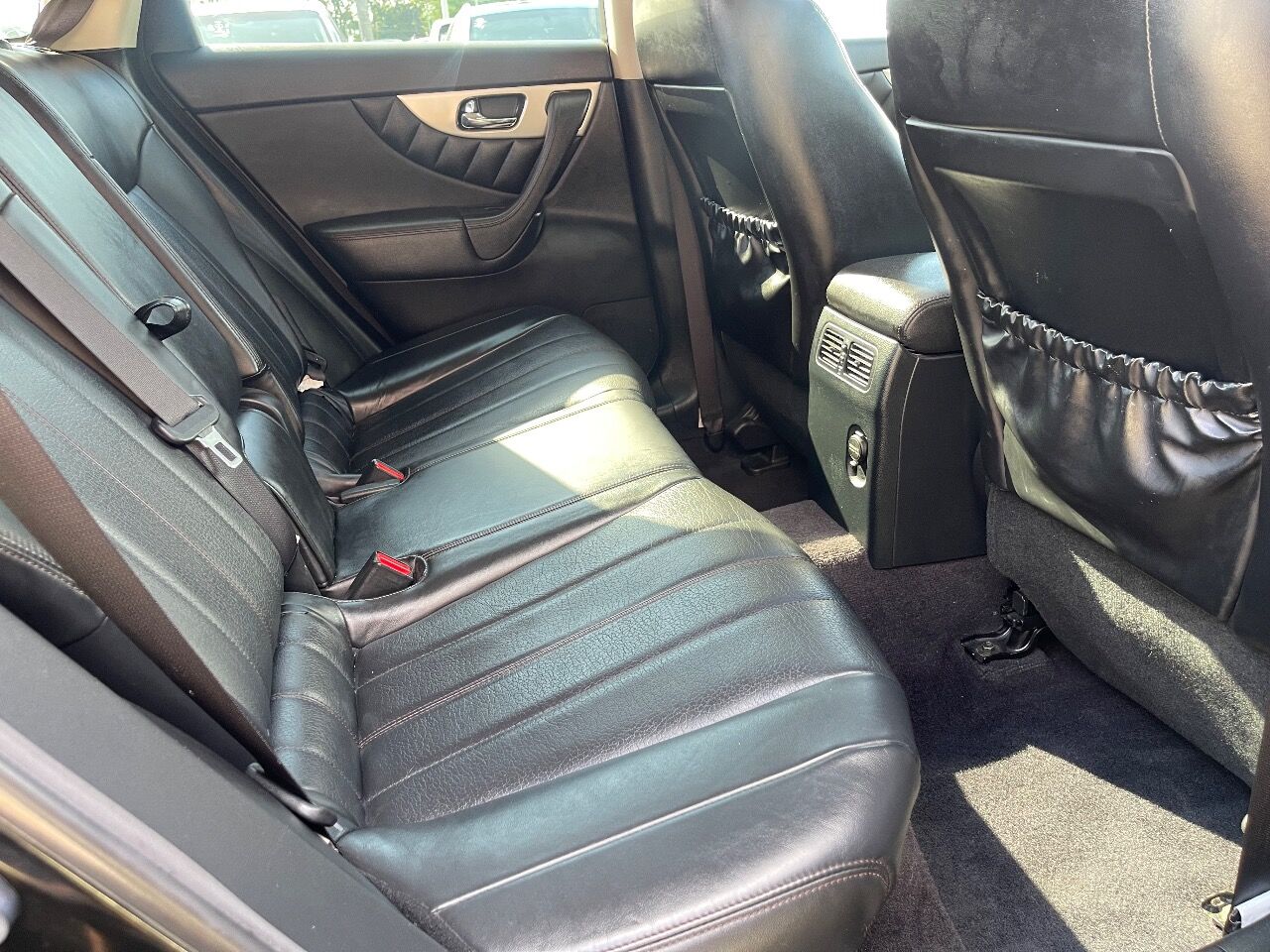 2017 Infiniti QX70 SUV - $18,900