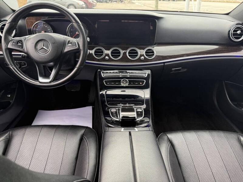 2017 Mercedes-Benz E-Class E 300 4MATIC