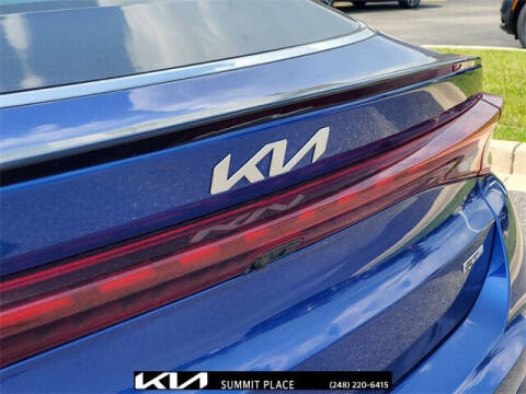 2023 Kia K5
