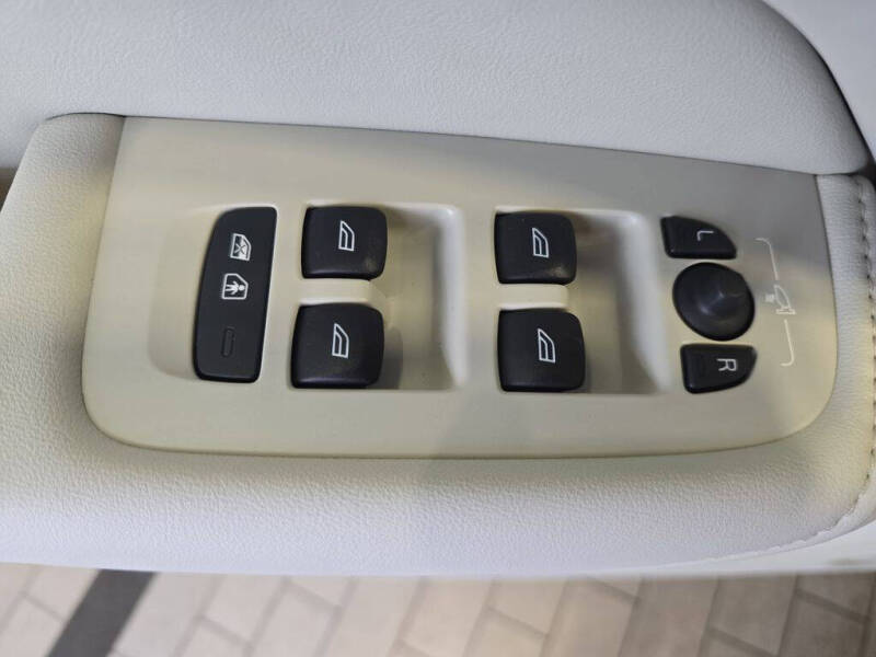 2022 Volvo XC60 Recharge T8 Inscription