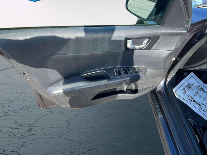 2019 Kia Optima LX