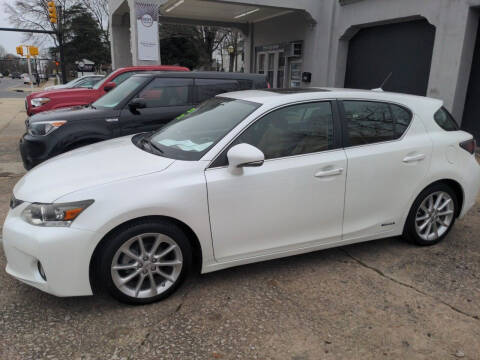 2012 Lexus CT 200h for sale at ROBINSON AUTO BROKERS in Dallas NC