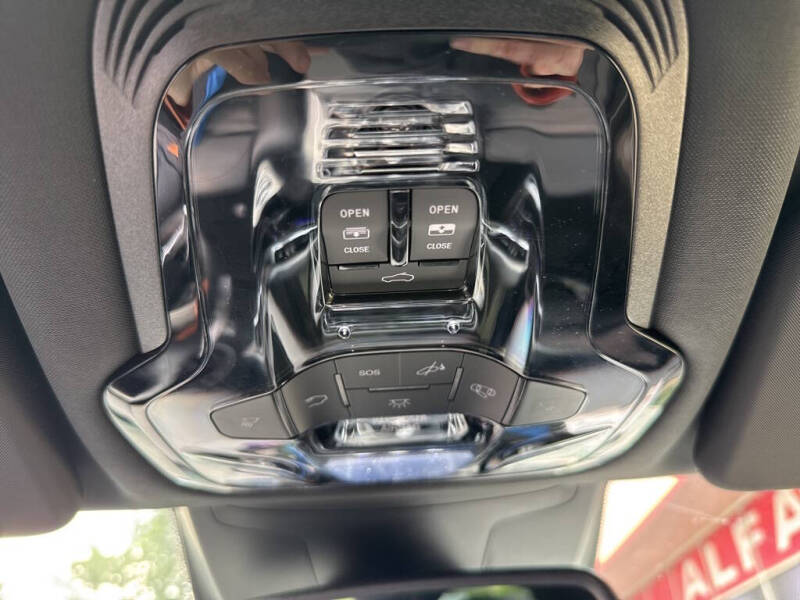 2025 Alfa Romeo Stelvio Intensa