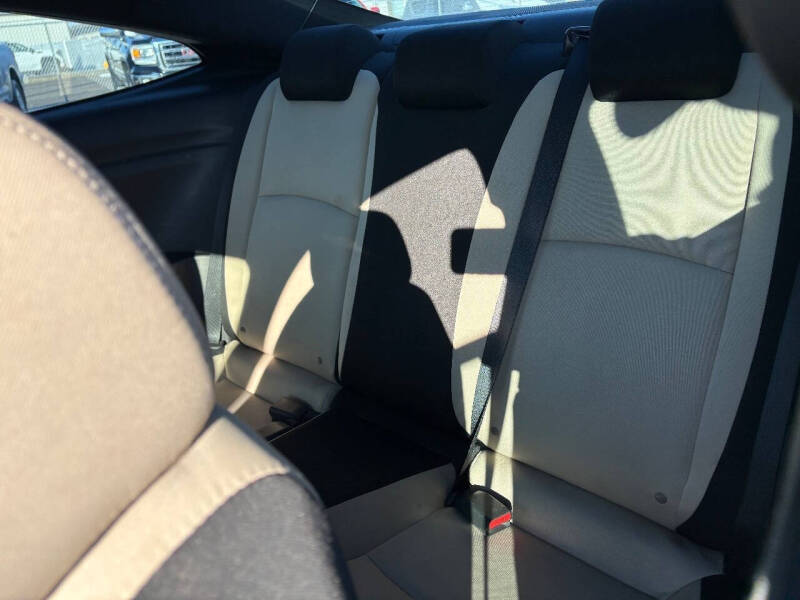 2017 Honda Civic LX-P