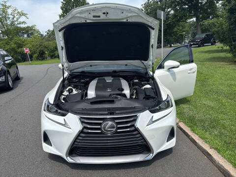 2017 Lexus IS 300