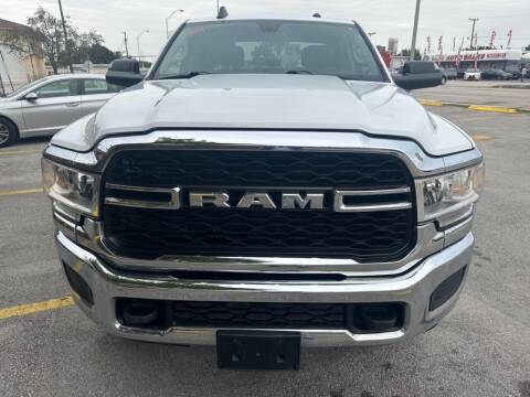 2019 RAM 2500 for sale at Molina Auto Sales in Hialeah FL